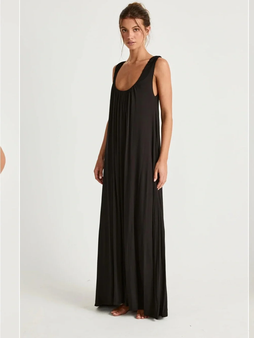 Charcoal effortlessly elegant